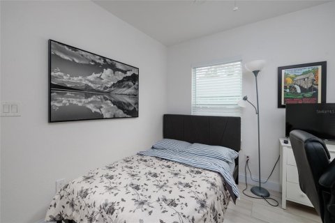 Casa en venta en Saint Petersburg, Florida, 3 dormitorios, 111.3 m2 № 2167330 - foto 12