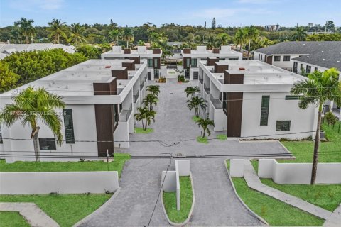 Touwnhouse à vendre à Dania Beach, Floride: 3 chambres, 189.52 m2 № 2036498 - photo 6