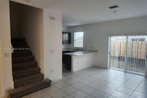 House in Homestead, Florida 3 bedrooms, 137.77 sq.m. № 1819889 - photo 10