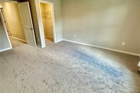 Townhouse in Brandon, Florida 3 bedrooms, 172.8 sq.m. № 2427631 - photo 28