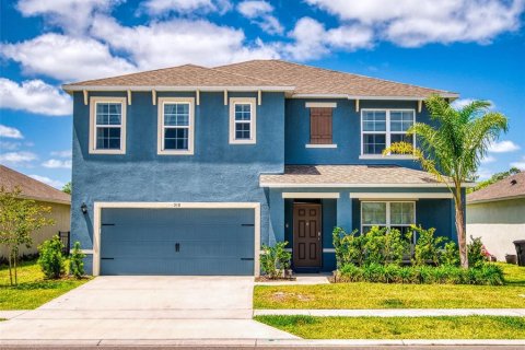House in New Smyrna Beach, Florida 5 bedrooms, 248.42 sq.m. № 1688456 - photo 2