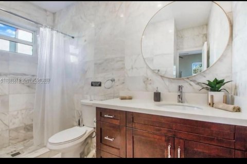 Купить виллу или дом в Майами, Флорида 3 спальни, 168.34м2, № 2079651 - фото 9