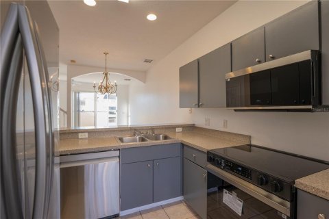 Touwnhouse à louer à Kissimmee, Floride: 3 chambres, 136.38 m2 № 2121148 - photo 2