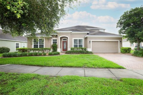 House in DeLand, Florida 5 bedrooms, 307.41 sq.m. № 2220325