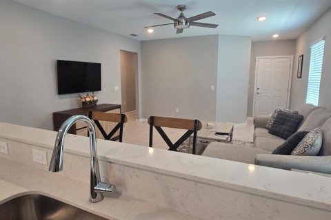 Villa ou maison à louer à Ocala, Floride: 3 chambres, 116.69 m2 № 2157520 - photo 5