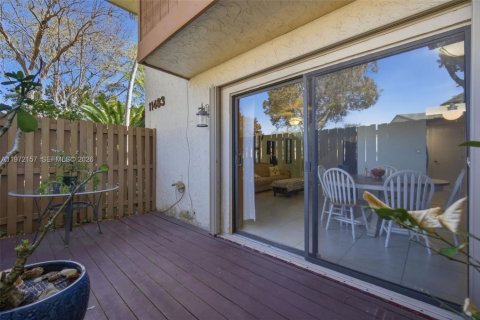 Touwnhouse à vendre à Miami, Floride: 3 chambres, 130.06 m2 № 2032744 - photo 15