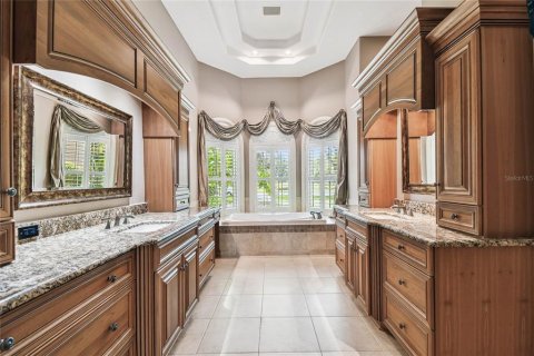 Villa ou maison à louer à Tampa, Floride: 4 chambres, 515.89 m2 № 1882786 - photo 29