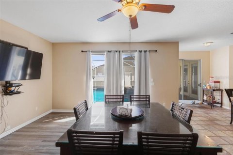 Casa en venta en Orlando, Florida, 4 dormitorios, 209.22 m2 № 2221187 - foto 18