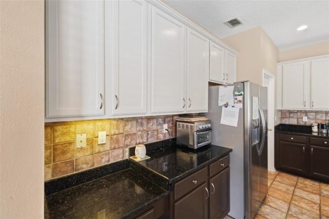 Casa en venta en Orlando, Florida, 4 dormitorios, 209.22 m2 № 2221187 - foto 14