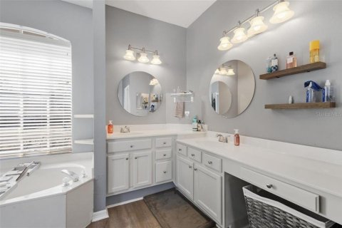 Casa en venta en Orlando, Florida, 4 dormitorios, 209.22 m2 № 2221187 - foto 20