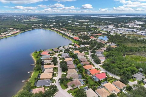 House in Lakewood Ranch, Florida 4 bedrooms, 243.13 sq.m. № 1881309 - photo 4