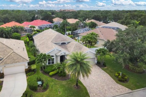 House in Lakewood Ranch, Florida 4 bedrooms, 243.13 sq.m. № 1881309 - photo 2