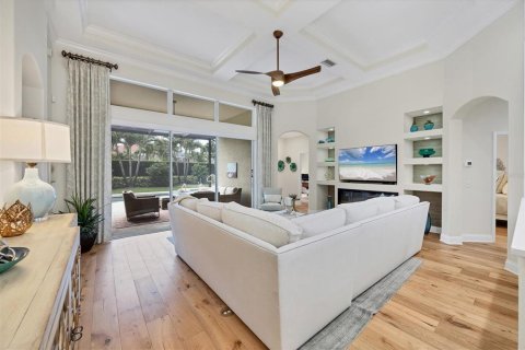 House in Lakewood Ranch, Florida 4 bedrooms, 243.13 sq.m. № 1881309 - photo 15