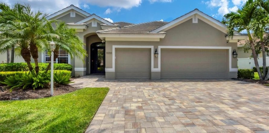 House in Lakewood Ranch, Florida 4 bedrooms, 243.13 sq.m. № 1881309