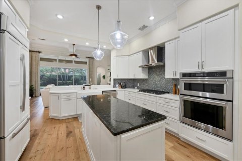 House in Lakewood Ranch, Florida 4 bedrooms, 243.13 sq.m. № 1881309 - photo 20