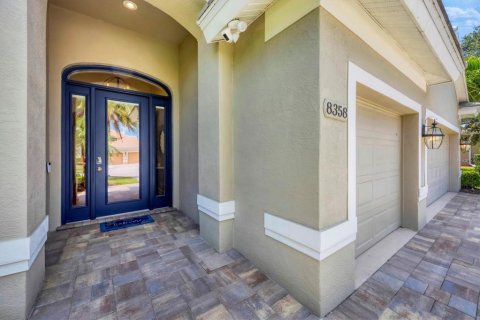 House in Lakewood Ranch, Florida 4 bedrooms, 243.13 sq.m. № 1881309 - photo 6