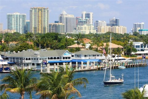Condo in Fort Lauderdale, Florida, 1 bedroom  № 1045441 - photo 1