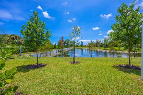 Снять в аренду таунхаус в Лейк-Уорт, Флорида 3 спальни, 146.69м2, № 2020776 - фото 4