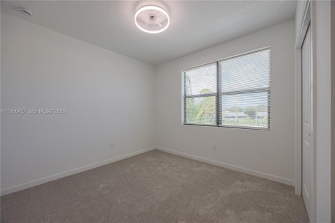 Снять в аренду таунхаус в Лейк-Уорт, Флорида 3 спальни, 146.69м2, № 2020776 - фото 9