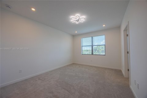 Снять в аренду таунхаус в Лейк-Уорт, Флорида 3 спальни, 146.69м2, № 2020776 - фото 7