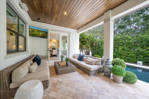 Villa ou maison à louer à Tampa, Floride: 5 chambres, 478.82 m2 № 1829357 - photo 7