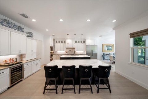 Villa ou maison à louer à Tampa, Floride: 5 chambres, 478.82 m2 № 1829357 - photo 14