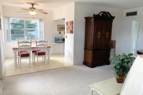Copropriété à vendre à West Palm Beach, Floride: 2 chambres, 74.14 m2 № 2389527 - photo 9