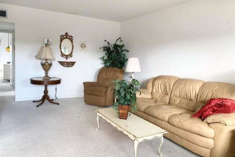 Copropriété à vendre à West Palm Beach, Floride: 2 chambres, 74.14 m2 № 2389527 - photo 16
