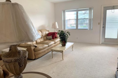 Copropriété à vendre à West Palm Beach, Floride: 2 chambres, 74.14 m2 № 2389527 - photo 17