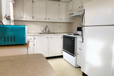 Copropriété à vendre à West Palm Beach, Floride: 2 chambres, 74.14 m2 № 2389527 - photo 13