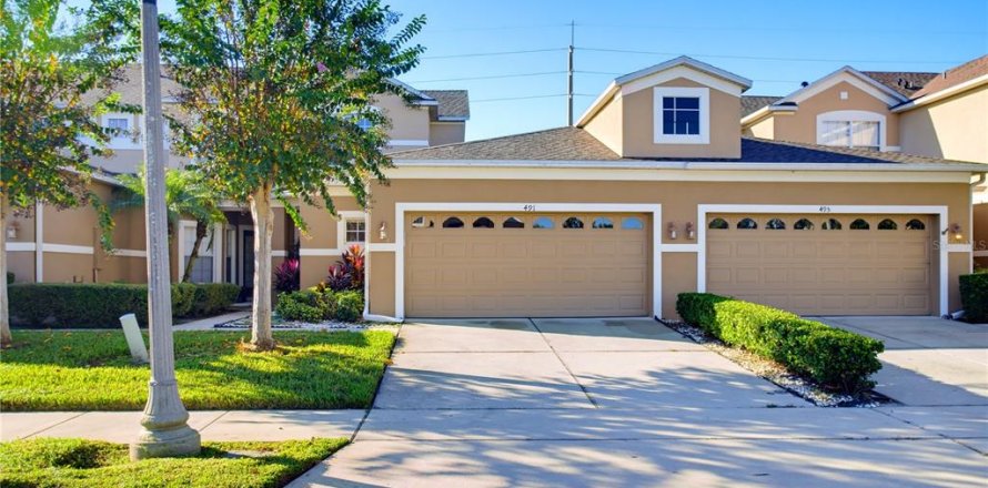 Adosado en Winter Springs, Florida 3 dormitorios, 156.08 m2 № 2418505