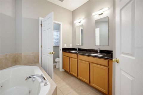 Adosado en venta en Winter Springs, Florida, 3 dormitorios, 156.08 m2 № 2418505 - foto 18
