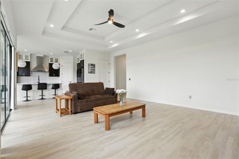 Casa en venta en Tavares, Florida, 3 dormitorios, 176.24 m2 № 1918852 - foto 13