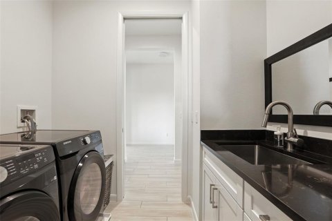 Casa en venta en Tavares, Florida, 3 dormitorios, 176.24 m2 № 1918852 - foto 22