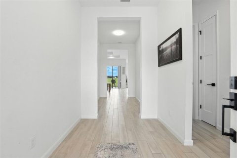 Casa en venta en Tavares, Florida, 3 dormitorios, 176.24 m2 № 1918852 - foto 5