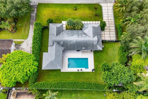 Villa ou maison à vendre à Palmetto Bay, Floride: 4 chambres, 205.78 m2 № 1921911 - photo 25
