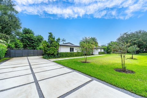 Villa ou maison à vendre à Palmetto Bay, Floride: 4 chambres, 205.78 m2 № 1921911 - photo 23