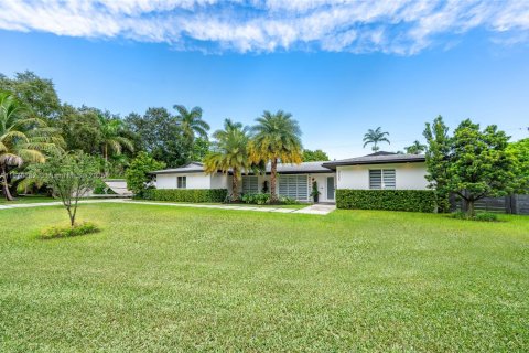 Villa ou maison à vendre à Palmetto Bay, Floride: 4 chambres, 205.78 m2 № 1921911 - photo 24