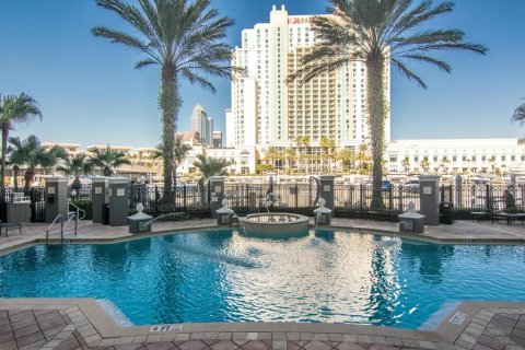 Condo in Tampa, Florida, 2 bedrooms  № 2267229