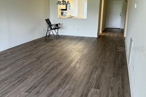 Condominio en alquiler en Sarasota, Florida, 2 dormitorios, 109.81 m2 № 1740377 - foto 4