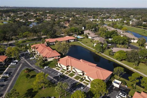 Condominio en alquiler en Sarasota, Florida, 2 dormitorios, 109.81 m2 № 1740377 - foto 13