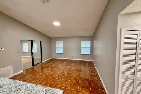 Villa ou maison à louer à Orlando, Floride: 4 chambres, 140 m2 № 1898793 - photo 6