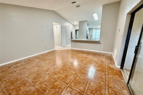 Villa ou maison à louer à Orlando, Floride: 4 chambres, 140 m2 № 1898793 - photo 5