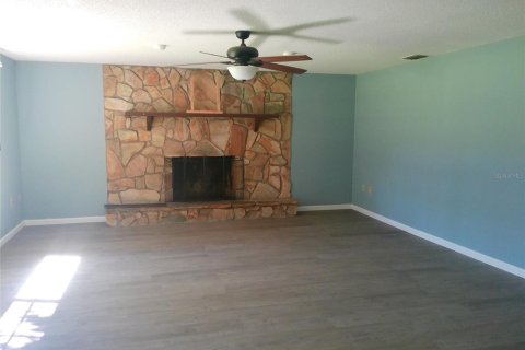Villa ou maison à louer à Lakeland, Floride: 3 chambres, 185.62 m2 № 2431243 - photo 11