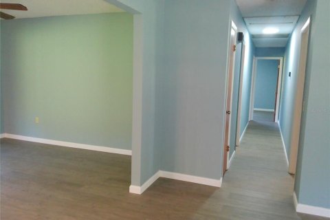 Villa ou maison à louer à Lakeland, Floride: 3 chambres, 185.62 m2 № 2431243 - photo 13