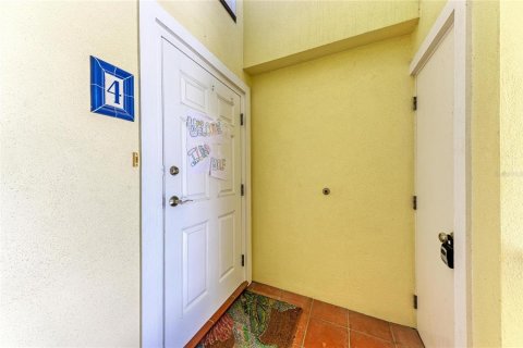 Condo in Anna Maria, Florida, 2 bedrooms  № 2221973 - photo 6