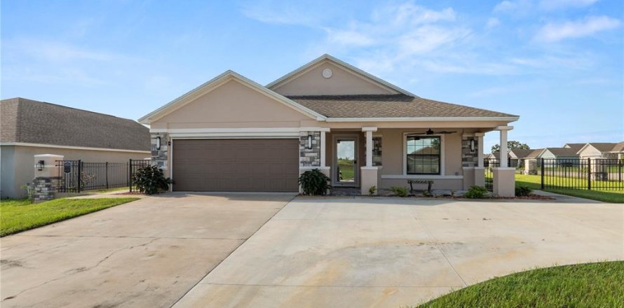 Casa en Frostproof, Florida 3 dormitorios, 141.12 m2 № 2384043