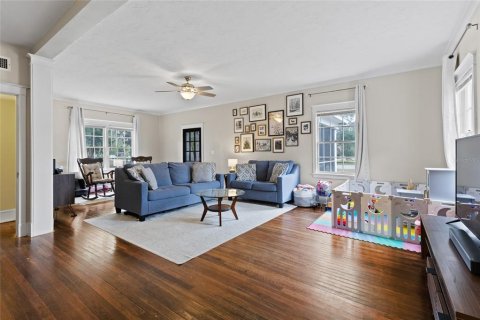 House in Williston, Florida 4 bedrooms, 190.26 sq.m. № 1565323 - photo 4