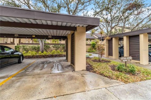 Condominio en alquiler en Sarasota, Florida, 2 dormitorios, 107.4 m2 № 1772167 - foto 15
