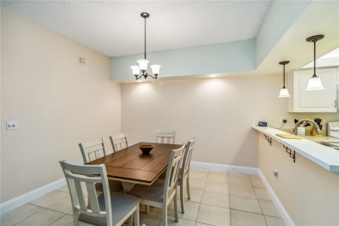 Condominio en alquiler en Sarasota, Florida, 2 dormitorios, 107.4 m2 № 1772167 - foto 9